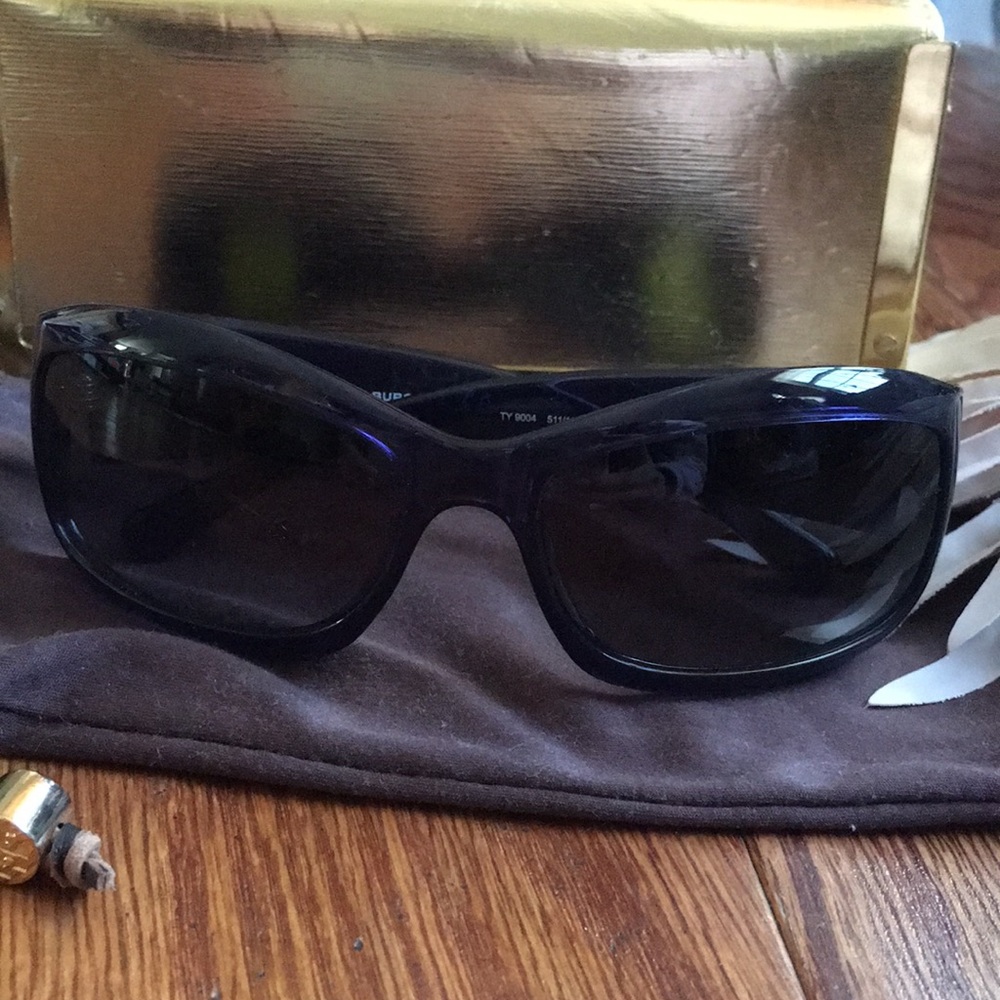 Tory Burch navy sunglasses LN EUC